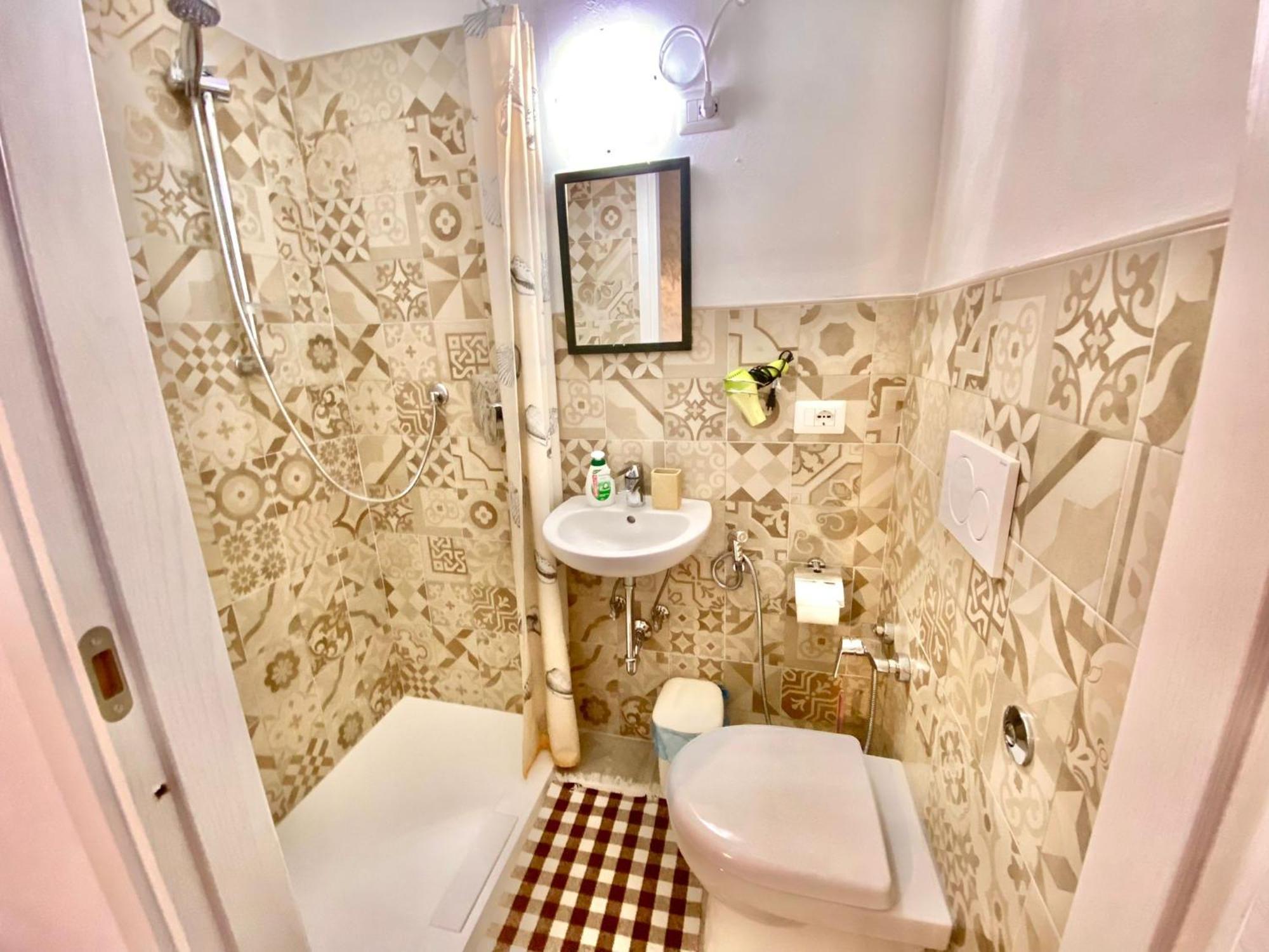 Maison Sarraj Parma Zimmer foto